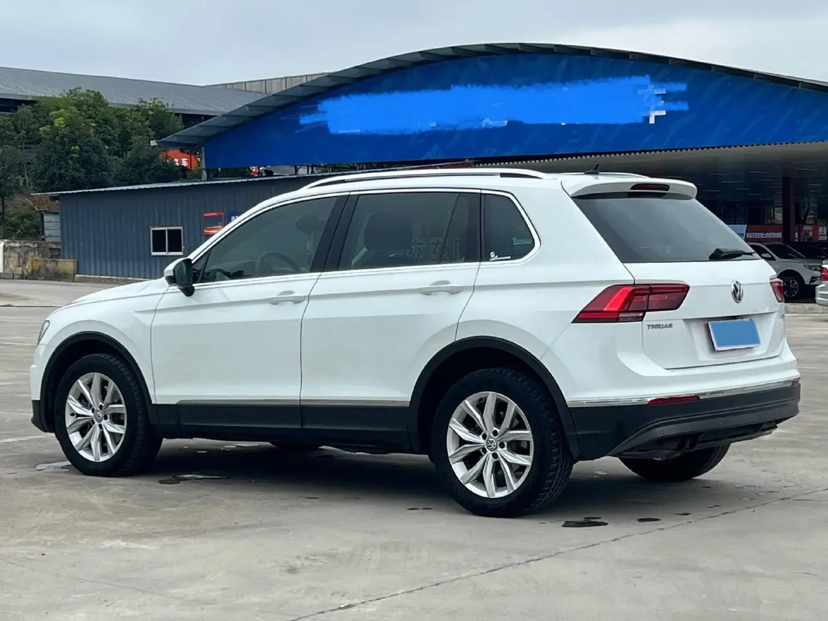 2018 Lincoln MKC 2.0T 203HP L4 6AT,autocango,china used car exporter,china ev exporter,chinese used car exporter,chinese used ev exporter