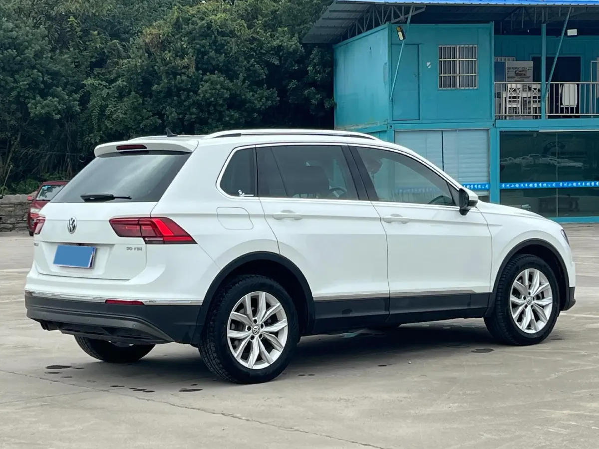 2018 Lincoln MKC 2.0T 203HP L4 6AT,autocango,china used car exporter,china ev exporter,chinese used car exporter,chinese used ev exporter