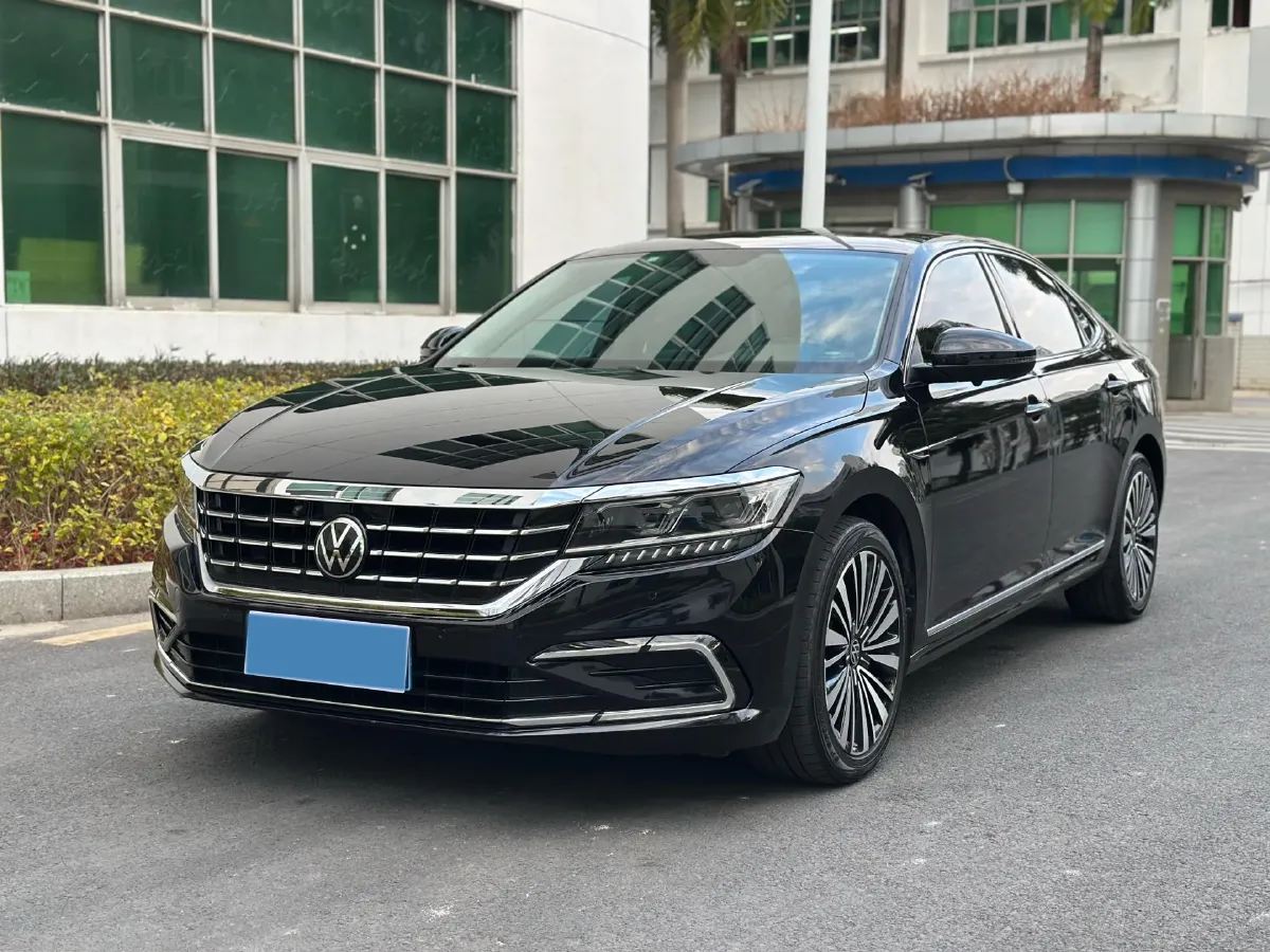 2021 Volkswagen Passat 2.0T 186HP L4 7DCT,autocango,china used car exporter,china ev exporter,chinese used car exporter,chinese used ev exporter
