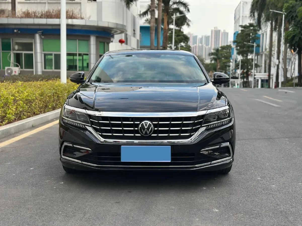 2021 Volkswagen Passat 2.0T 186HP L4 7DCT,autocango,china used car exporter,china ev exporter,chinese used car exporter,chinese used ev exporter