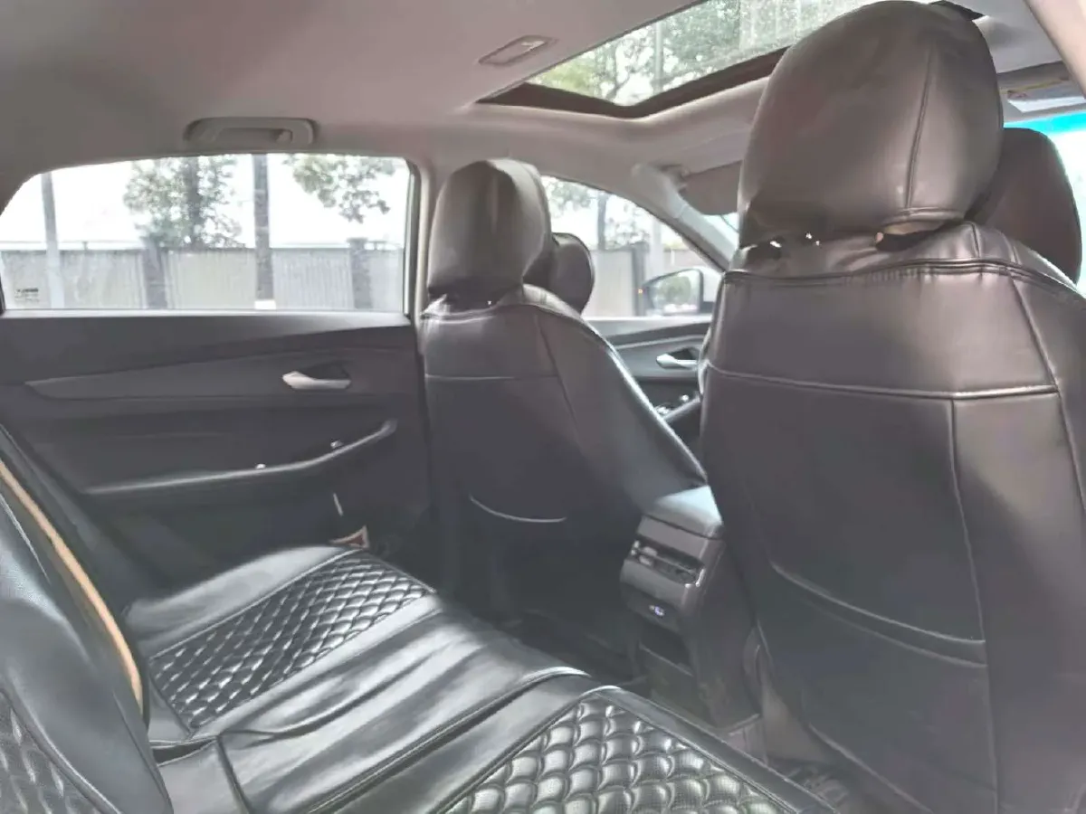 2022 Geely Binray 1.5T 181HP L4 7DCT,autocango,china used car exporter,china ev exporter,chinese used car exporter,chinese used ev exporter