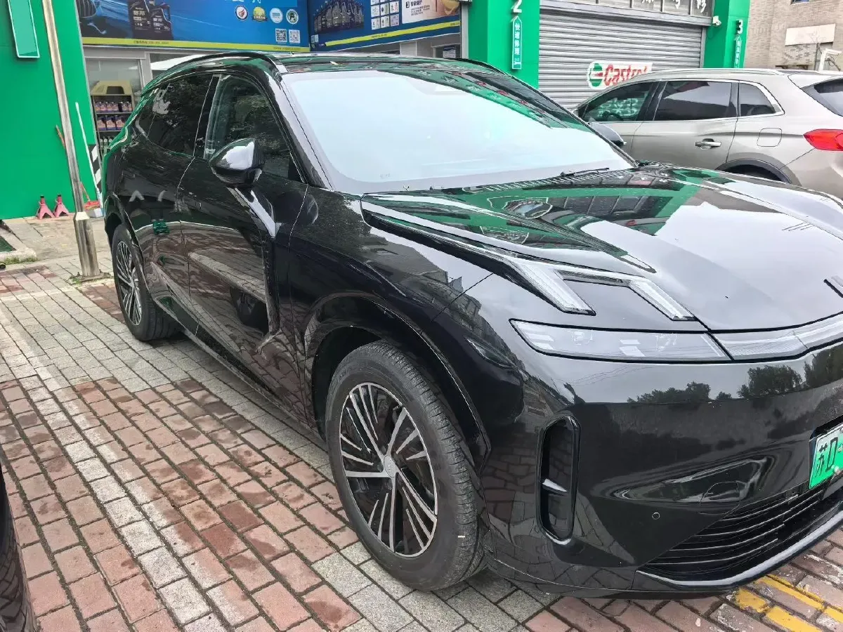 2025 LYNK&CO 08 EM-P 1.5T 163HP L4 3DHT PHEV 21.2KWH,autocango,china used car exporter,china ev exporter,chinese used car exporter,chinese used ev exporter