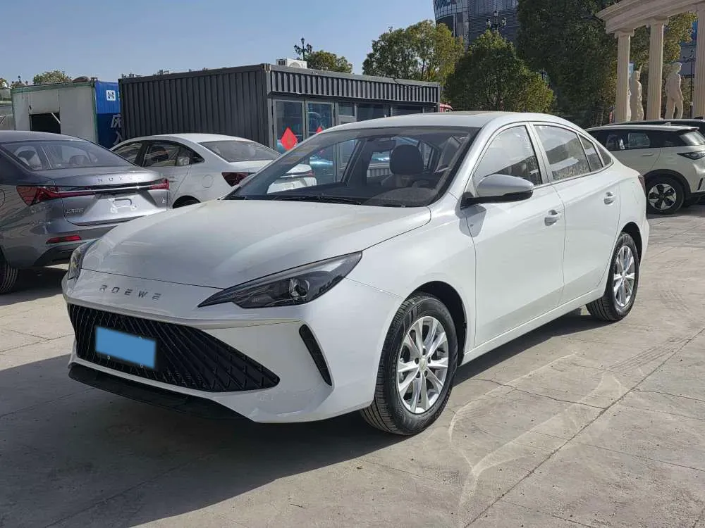2026 Roewe i5 1.5L 129HP L4 CVT,autocango,china used car exporter,china ev exporter,chinese used car exporter,chinese used ev exporter