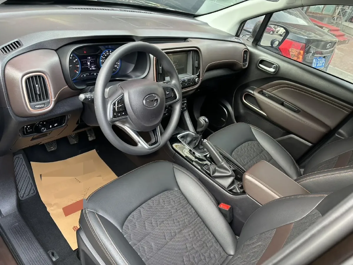 2020 GAC Trumpchi GS3 1.5T 163HP L3 6MT,autocango,china used car exporter,china ev exporter,chinese used car exporter,chinese used ev exporter