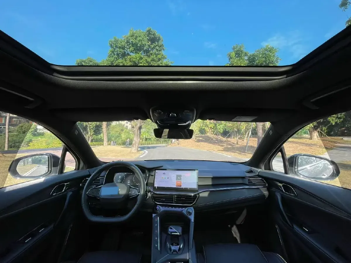 2023 LYNK&CO 06 1.5T 181HP L4 7DCT,autocango,china used car exporter,china ev exporter,chinese used car exporter,chinese used ev exporter