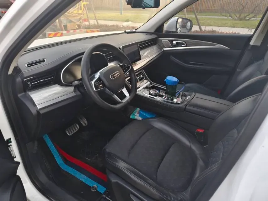 2022 Roewe RX5 MAX 2.0T 231HP L4 8AT,autocango,china used car exporter,china ev exporter,chinese used car exporter,chinese used ev exporter