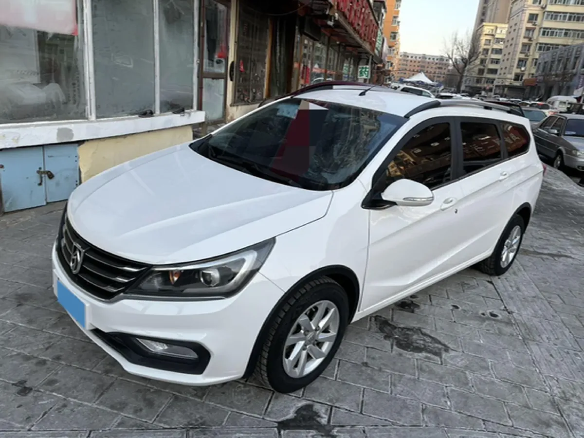 2018 BaoJun 360 1.5L 112HP L4 6MT,autocango,china used car exporter,china ev exporter,chinese used car exporter,chinese used ev exporter