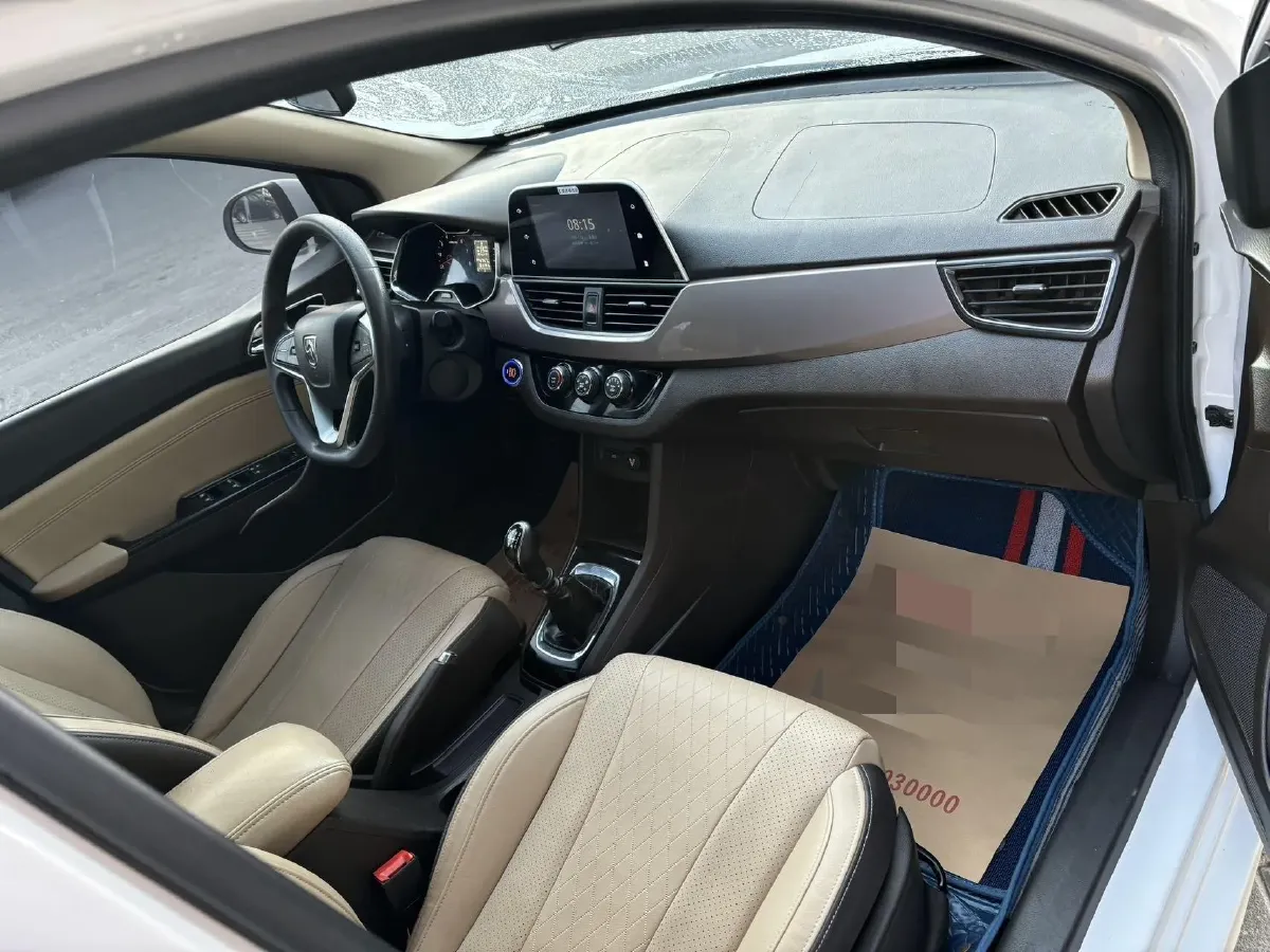 2018 BaoJun 360 1.5L 112HP L4 6MT,autocango,china used car exporter,china ev exporter,chinese used car exporter,chinese used ev exporter