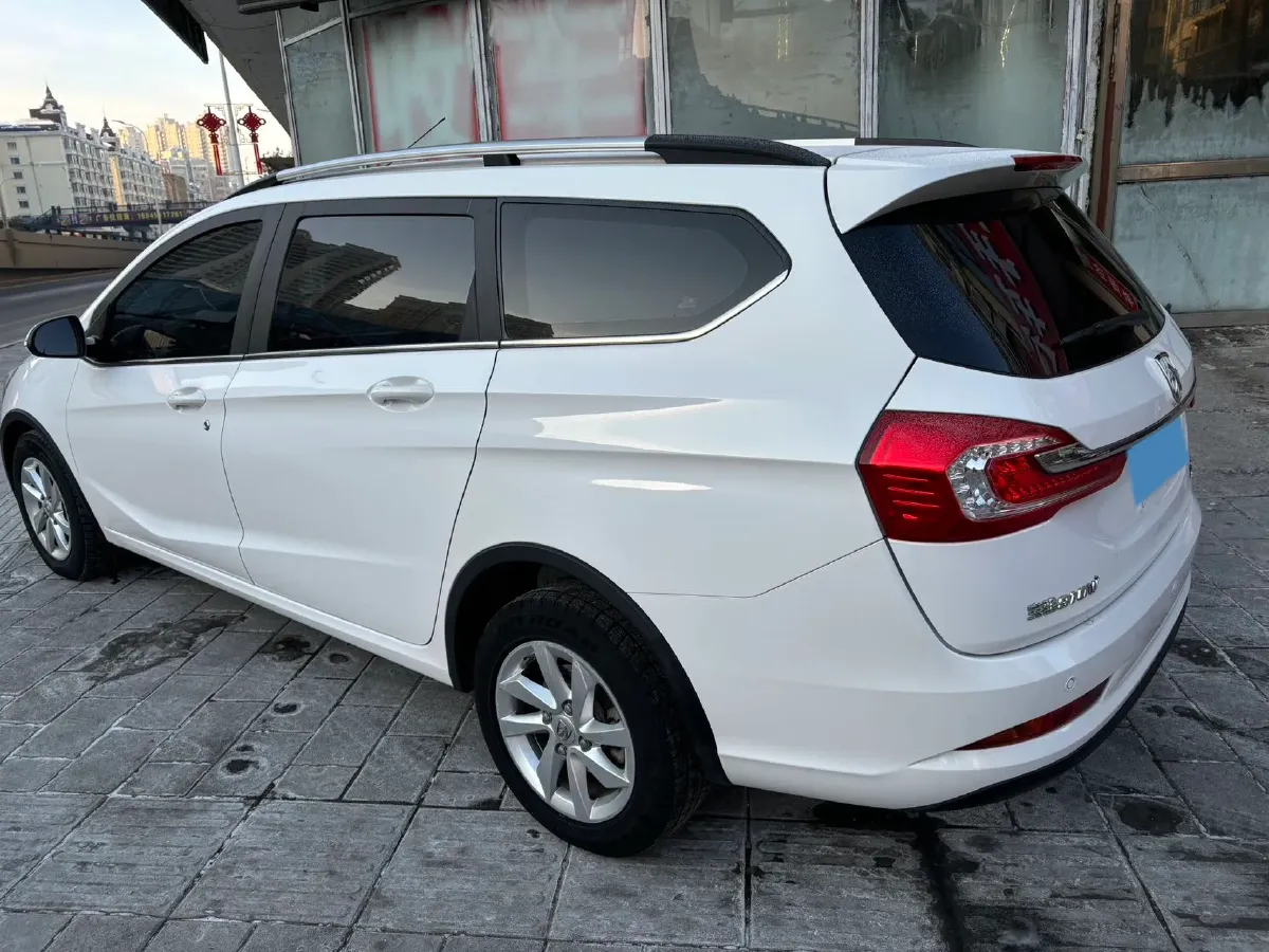 2018 BaoJun 360 1.5L 112HP L4 6MT,autocango,china used car exporter,china ev exporter,chinese used car exporter,chinese used ev exporter