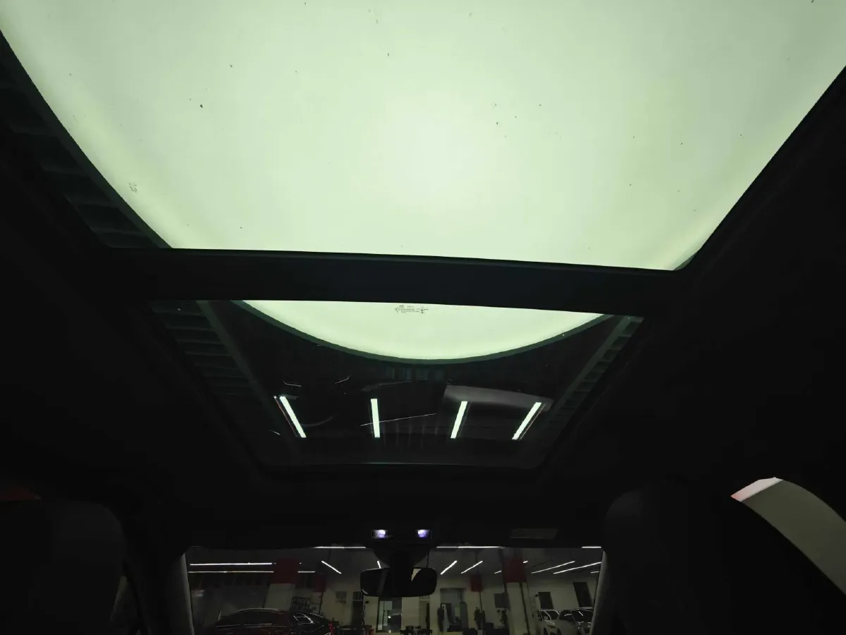 2022 Volkswagen Talagon 2.0T 220HP L4 7DCT,autocango,china used car exporter,china ev exporter,chinese used car exporter,chinese used ev exporter