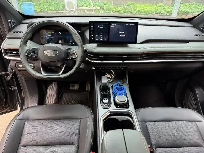 2023 Geely Okavango L 2.0T 218HP L4 7DCT,autocango,china used car exporter,china ev exporter,chinese used car exporter,chinese used ev exporter