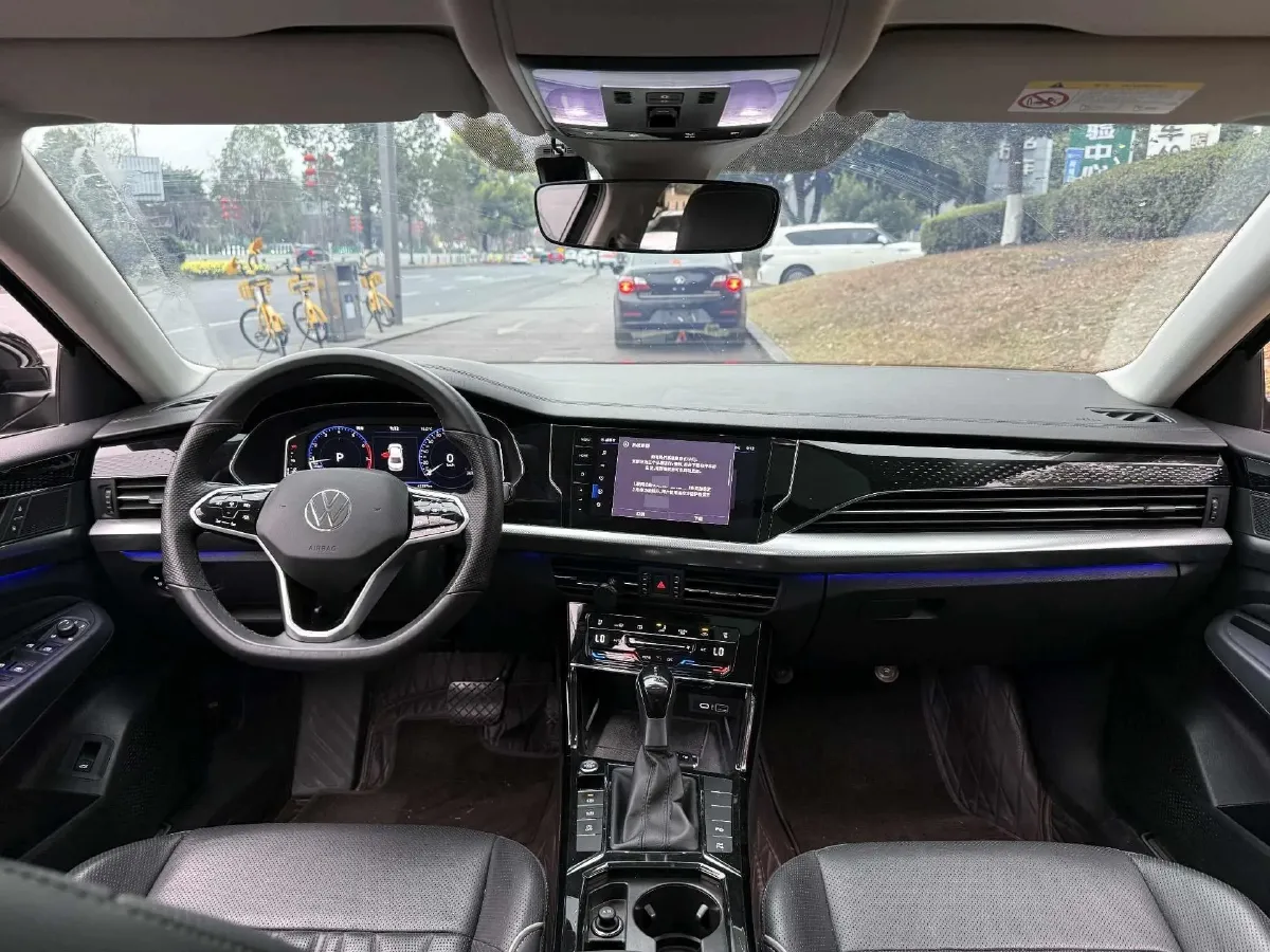 2023 Volkswagen Passat 2.0T 186HP L4 7DCT,autocango,china used car exporter,china ev exporter,chinese used car exporter,chinese used ev exporter