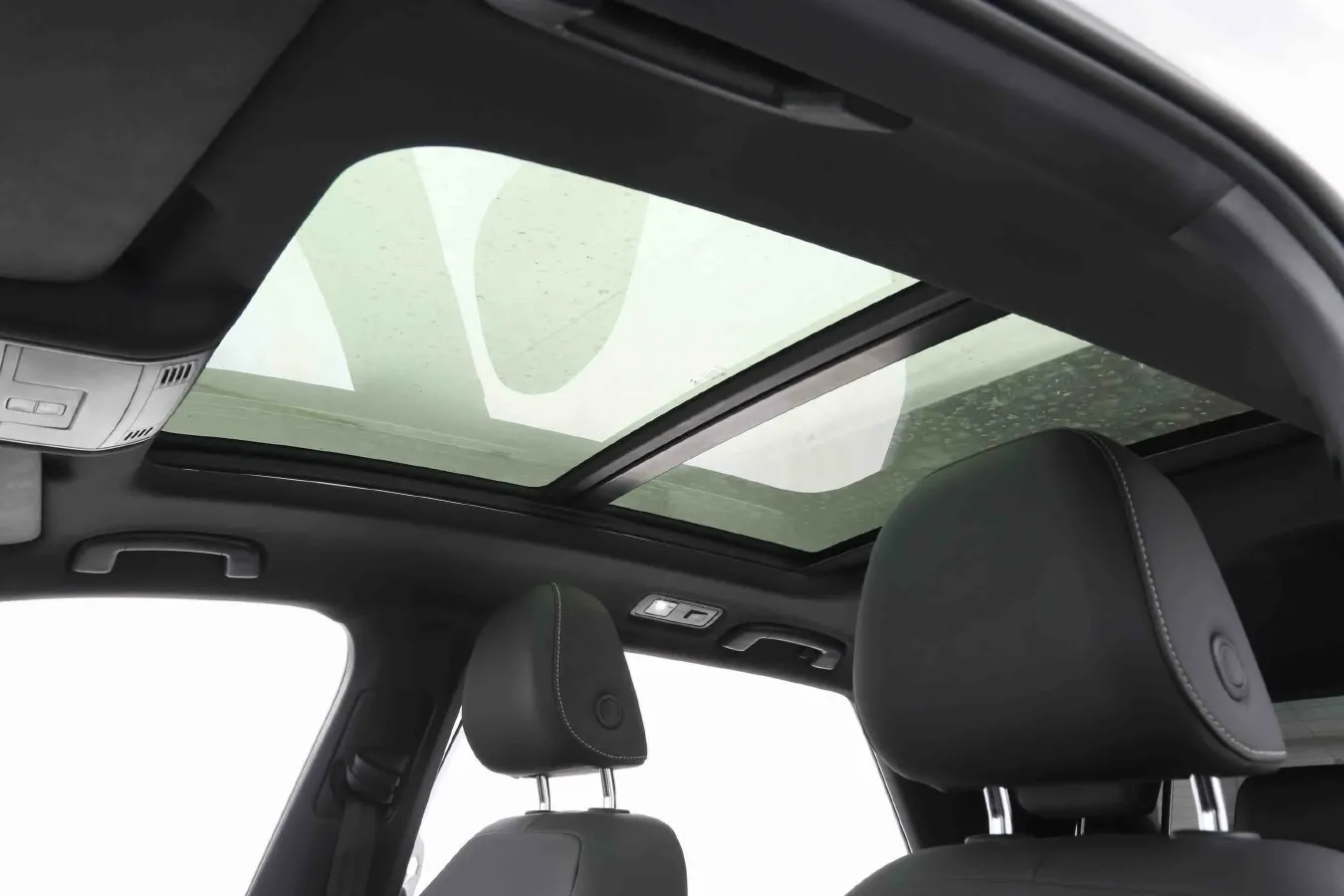 2021 Volkswagen T-Roc 1.4T 150HP L4 7DCT,autocango,china used car exporter,china ev exporter,chinese used car exporter,chinese used ev exporter