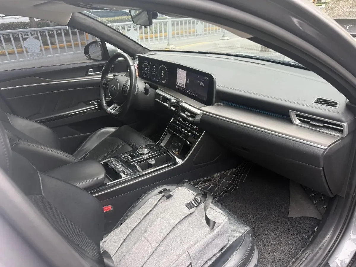 2020 Kia K5 2.0T 240HP L4 8AT,autocango,china used car exporter,china ev exporter,chinese used car exporter,chinese used ev exporter