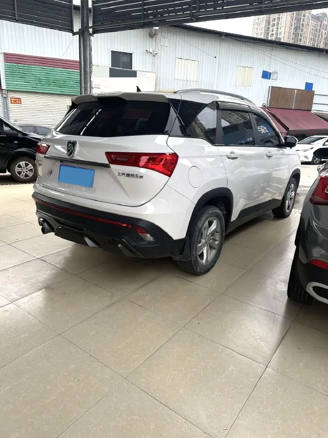 2019 BaoJun 530 1.5T 151HP L4 CVT,autocango,china used car exporter,china ev exporter,chinese used car exporter,chinese used ev exporter