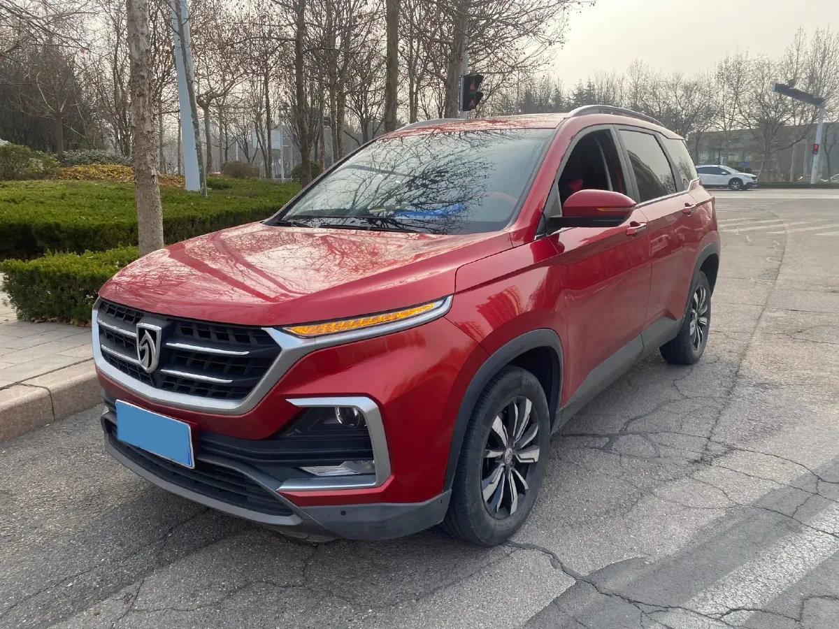 2018 BaoJun 530 1.5T 150HP L4 6DCT,autocango,china used car exporter,china ev exporter,chinese used car exporter,chinese used ev exporter