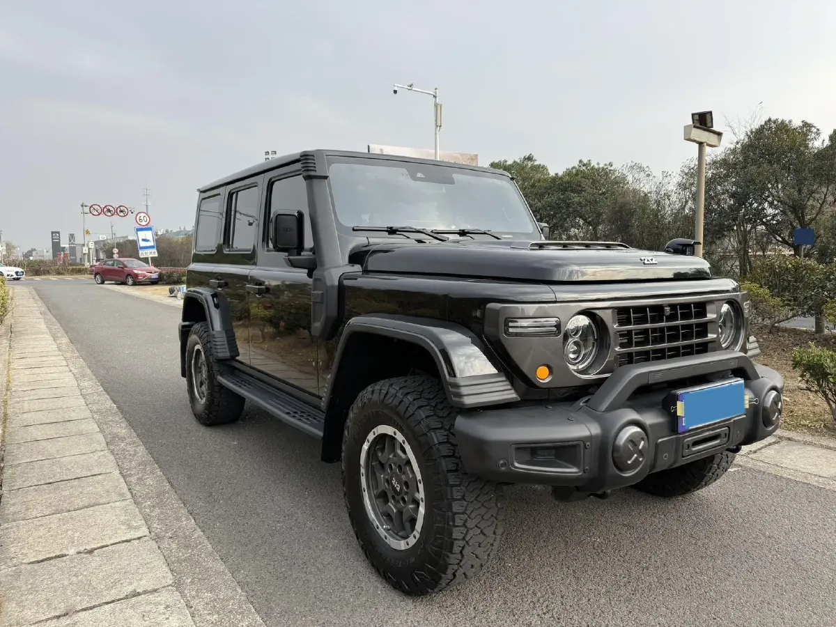 2025 212 212 T01 2.0T 252HP L4 8AT,autocango,china used car exporter,china ev exporter,chinese used car exporter,chinese used ev exporter