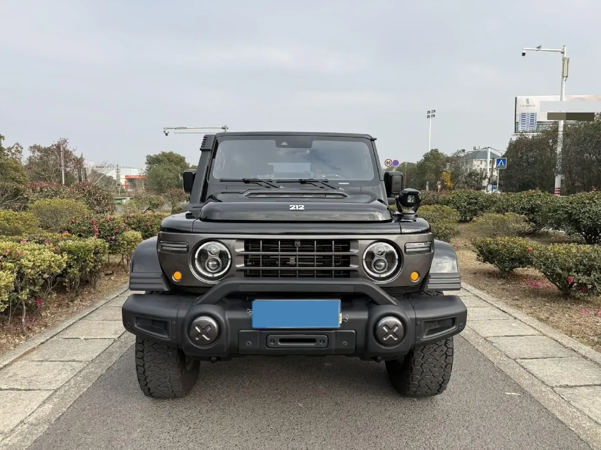 2025 212 212 T01 2.0T 252HP L4 8AT,autocango,china used car exporter,china ev exporter,chinese used car exporter,chinese used ev exporter