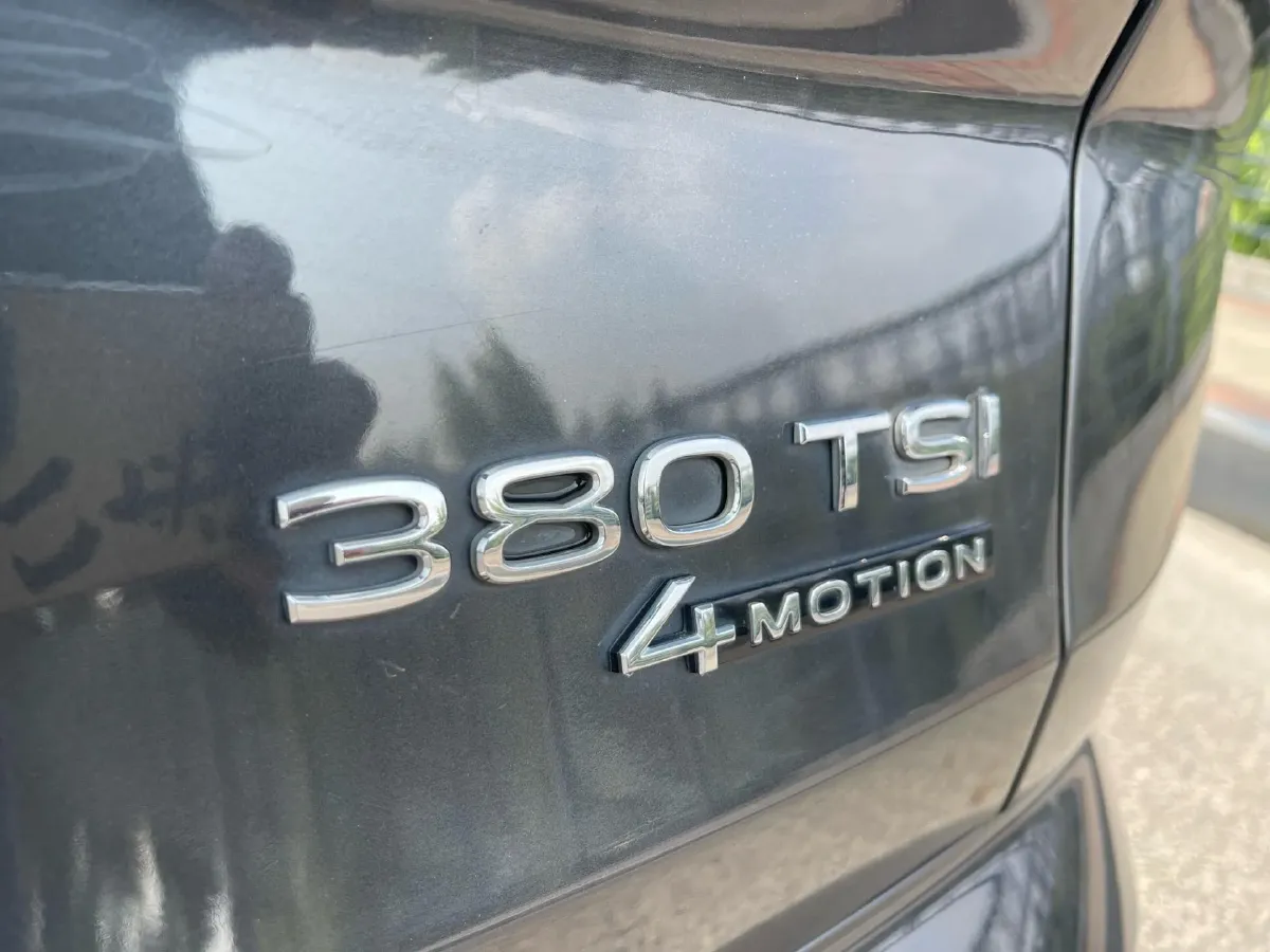 2022 Volkswagen Talagon 2.0T 220HP L4 7DCT,autocango,china used car exporter,china ev exporter,chinese used car exporter,chinese used ev exporter