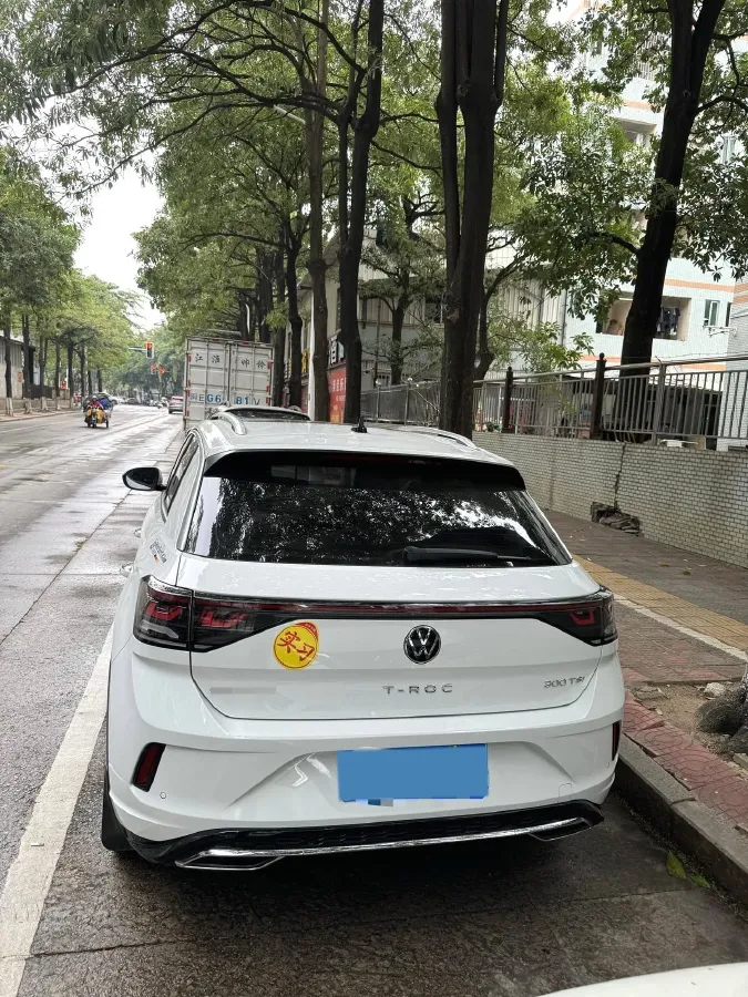 2024 Volkswagen T-Roc 1.5T 160HP L4 7DCT,autocango,china used car exporter,china ev exporter,chinese used car exporter,chinese used ev exporter