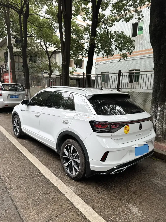 2024 Volkswagen T-Roc 1.5T 160HP L4 7DCT,autocango,china used car exporter,china ev exporter,chinese used car exporter,chinese used ev exporter