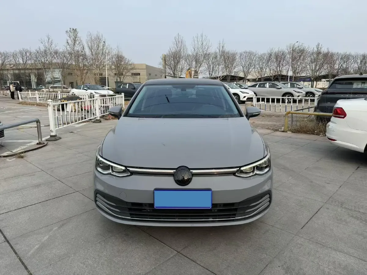 2023 Volkswagen Golf 1.4T 150HP L4 7DCT,autocango,china used car exporter,china ev exporter,chinese used car exporter,chinese used ev exporter