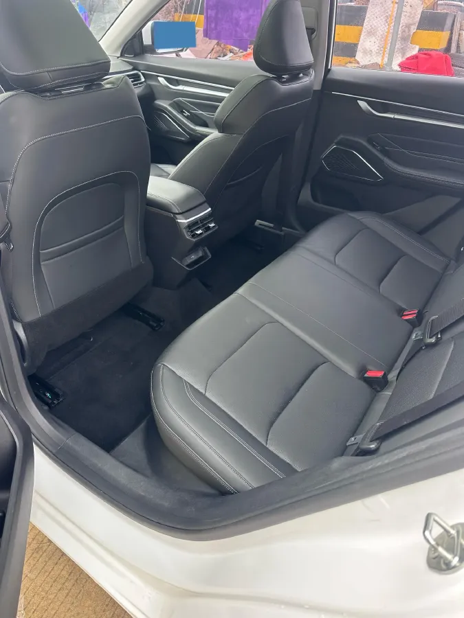 2022 Geely Emgrand 1.5L 114HP L4 CVT,autocango,china used car exporter,china ev exporter,chinese used car exporter,chinese used ev exporter