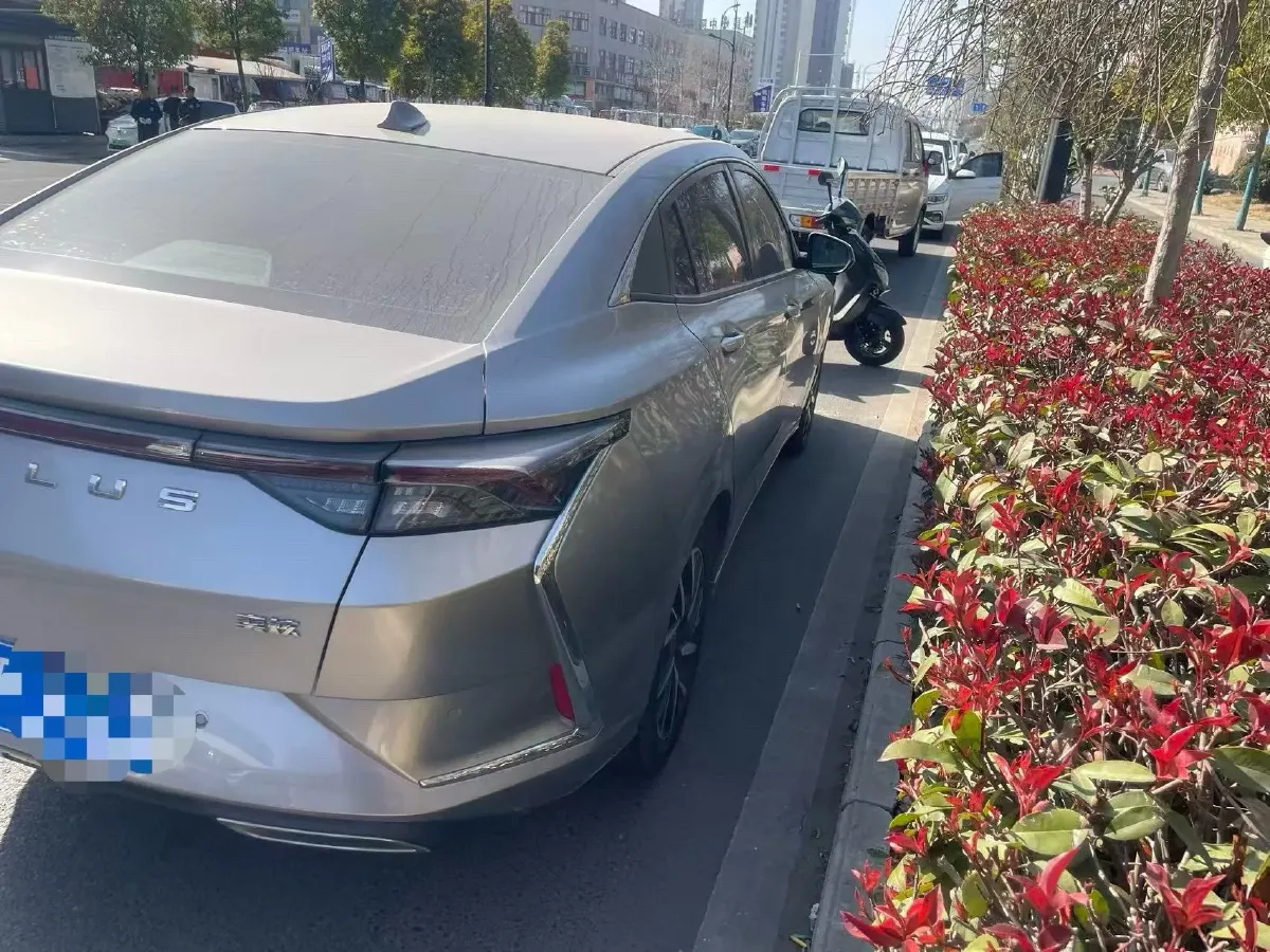 2020 DongFeng Aeolus YiXuan 1.5T 150HP L4 6DCT,autocango,china used car exporter,china ev exporter,chinese used car exporter,chinese used ev exporter