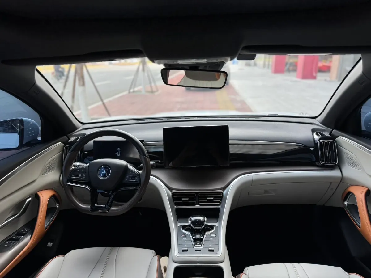 2022 Geely JiaJi 1.5T 177HP L3 7DCT PHEV 15.5KWH,autocango,china used car exporter,china ev exporter,chinese used car exporter,chinese used ev exporter