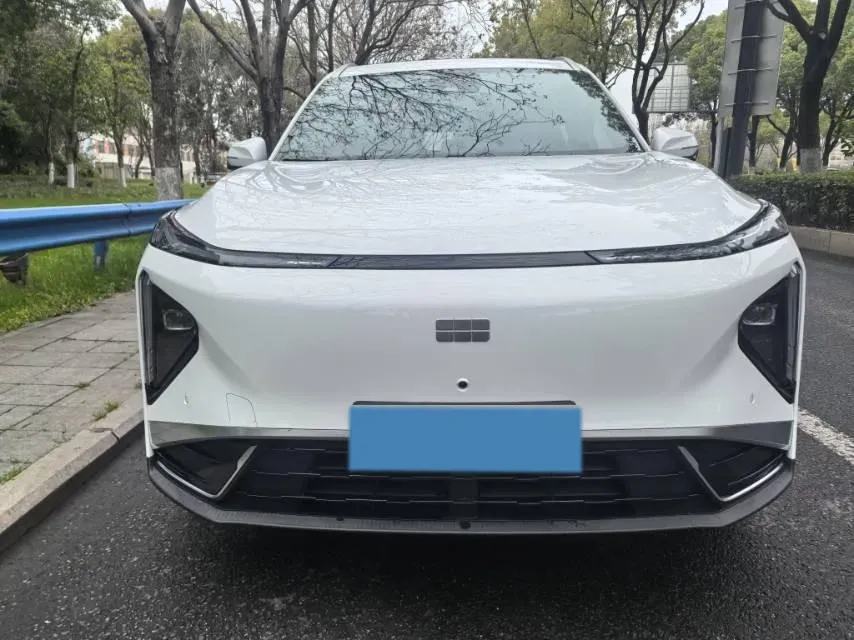 2025 Geely Galaxy L7 1.5L 112HP L4 1DHT PHEV 18.4KWH,autocango,china used car exporter,china ev exporter,chinese used car exporter,chinese used ev exporter