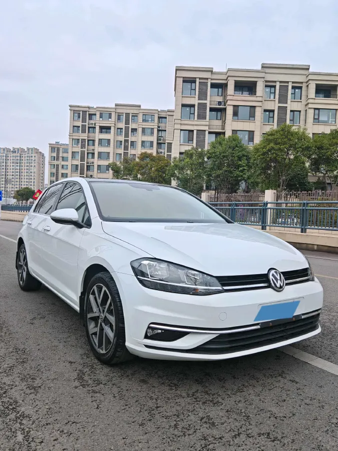 2019 Brilliance Auto V7 1.8T 231HP L4 7DCT,autocango,china used car exporter,china ev exporter,chinese used car exporter,chinese used ev exporter