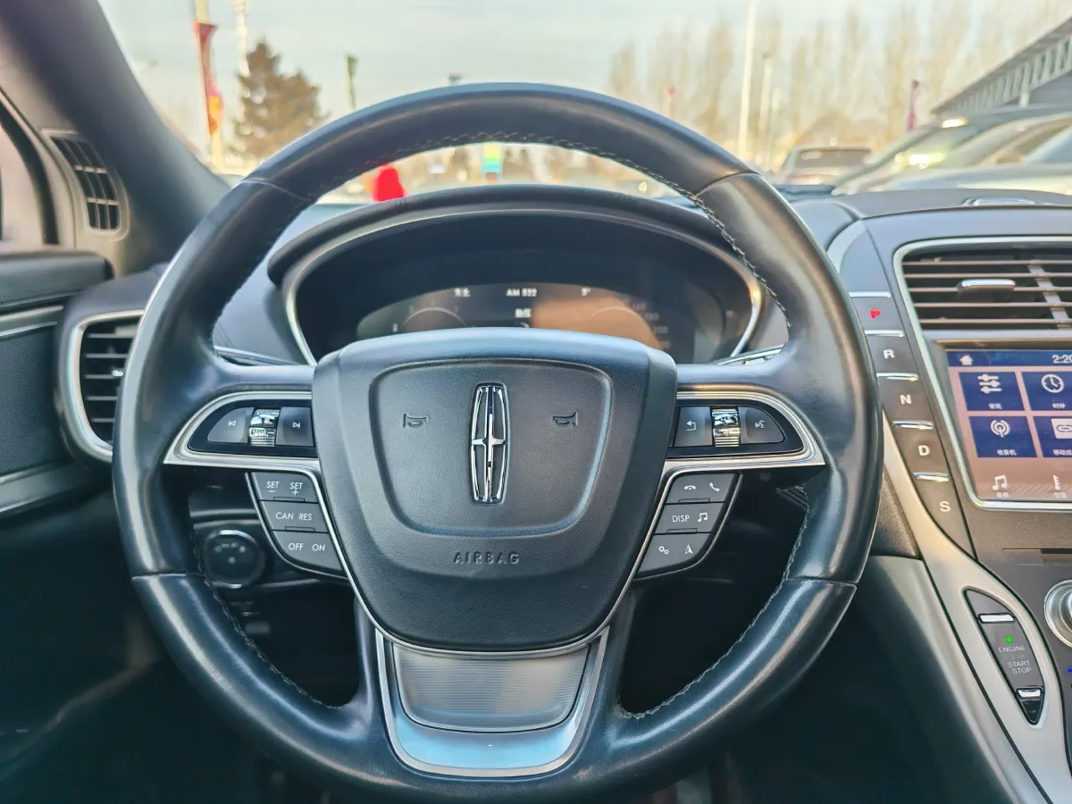 2019 Lincoln Nautilus 2.0T 224HP L4 8AT,autocango,china used car exporter,china ev exporter,chinese used car exporter,chinese used ev exporter