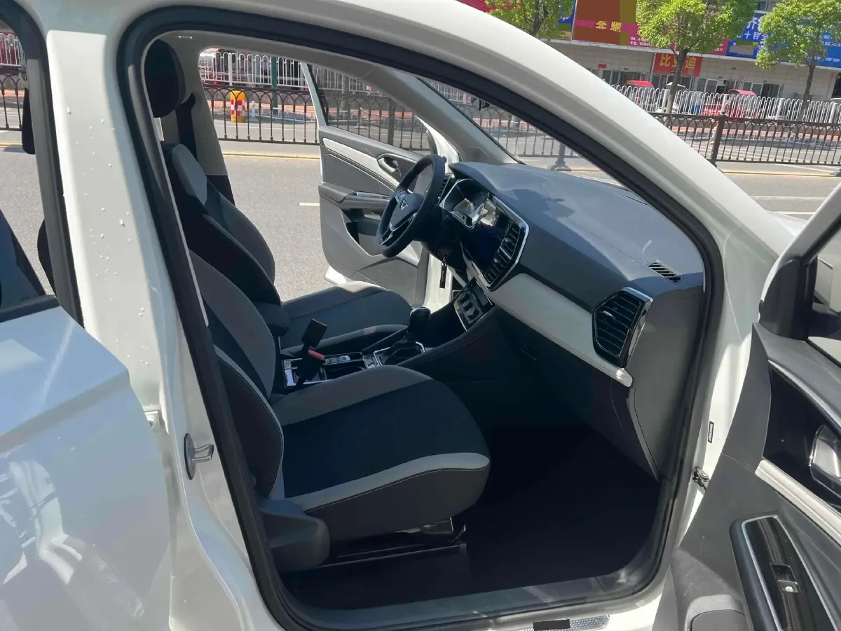 2023 Jetta VS5 1.4T 150HP L4 6AT,autocango,china used car exporter,china ev exporter,chinese used car exporter,chinese used ev exporter