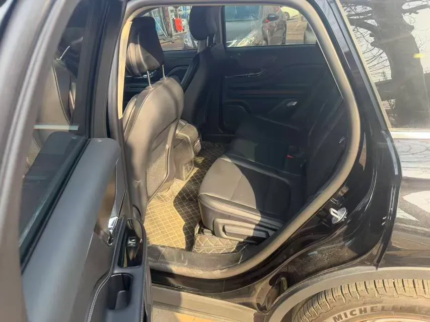 2023 Lincoln Corsair 2.0T 261HP L4 8AT,autocango,china used car exporter,china ev exporter,chinese used car exporter,chinese used ev exporter