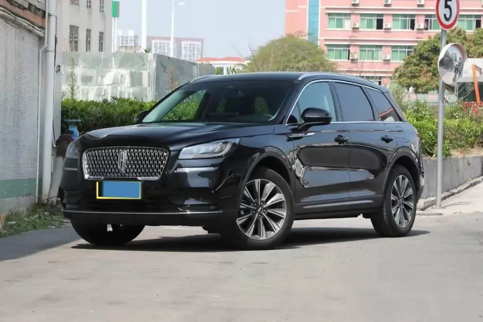 2023 Lincoln Corsair 2.0T 261HP L4 8AT,autocango,china used car exporter,china ev exporter,chinese used car exporter,chinese used ev exporter