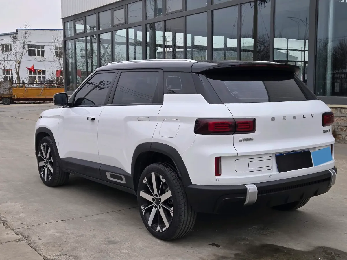 2023 Geely ICON 1.5T 181HP L4 7DCT,autocango,china used car exporter,china ev exporter,chinese used car exporter,chinese used ev exporter