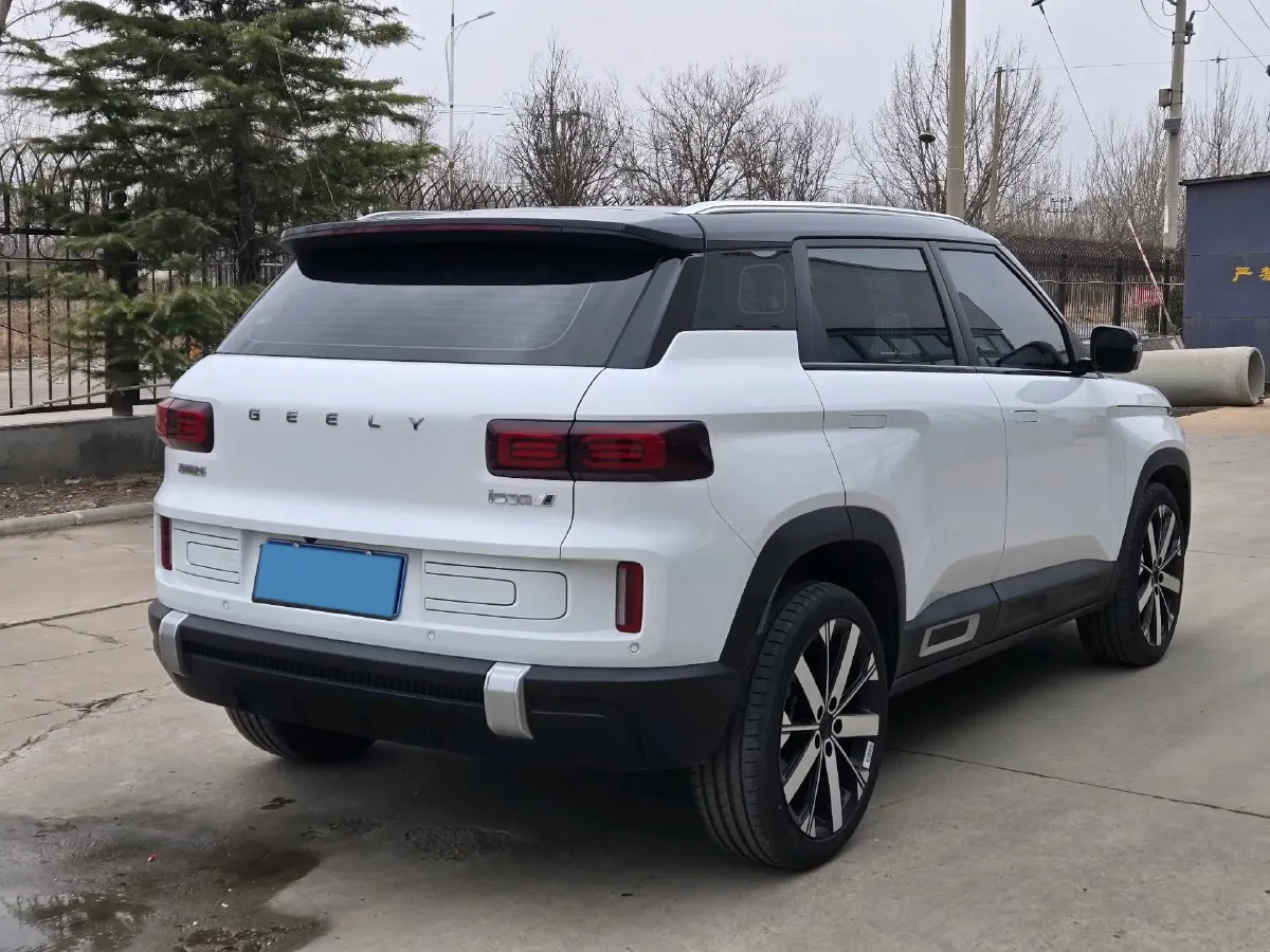 2023 Geely ICON 1.5T 181HP L4 7DCT,autocango,china used car exporter,china ev exporter,chinese used car exporter,chinese used ev exporter
