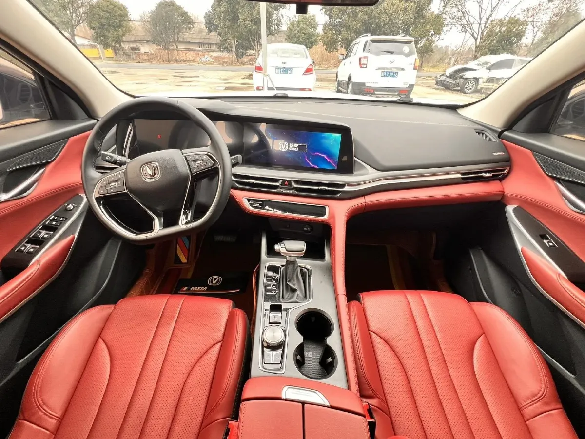 2020 ChangAn CS75 Plus 1.5T 178HP L4 6AT,autocango,china used car exporter,china ev exporter,chinese used car exporter,chinese used ev exporter