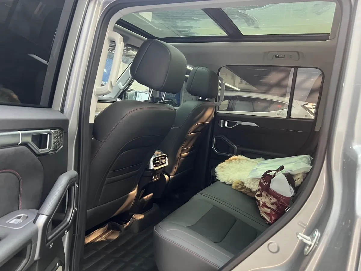 2023 Jetour Traveller 1.5T 184HP L4 7DCT,autocango,china used car exporter,china ev exporter,chinese used car exporter,chinese used ev exporter