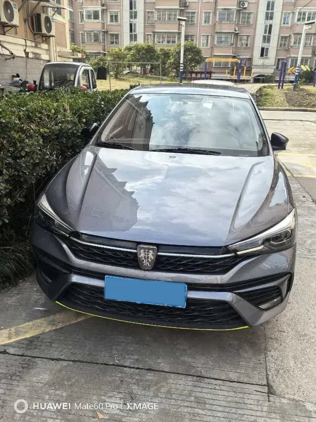 2021 Roewe i5 1.5L 120HP L4 5MT,autocango,china used car exporter,china ev exporter,chinese used car exporter,chinese used ev exporter