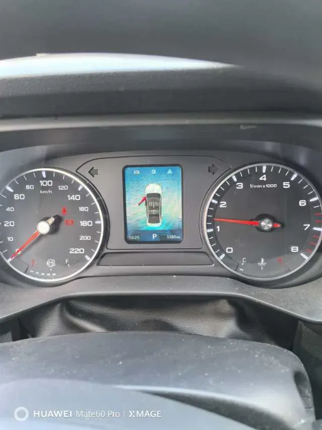 2021 Roewe i5 1.5L 120HP L4 5MT,autocango,china used car exporter,china ev exporter,chinese used car exporter,chinese used ev exporter