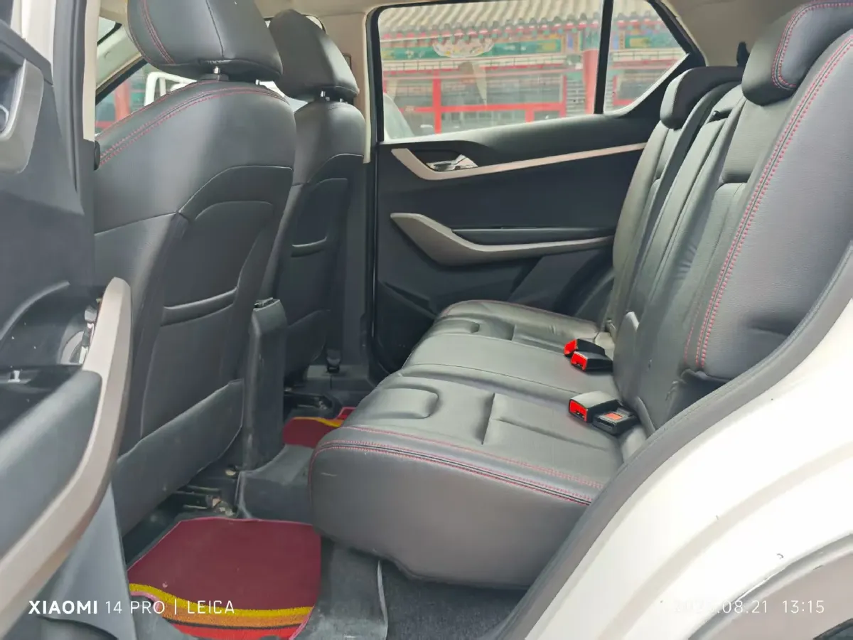 2017 HaiMa S5 Young Edition 1.6L 122HP L4 5MT,autocango,china used car exporter,china ev exporter,chinese used car exporter,chinese used ev exporter