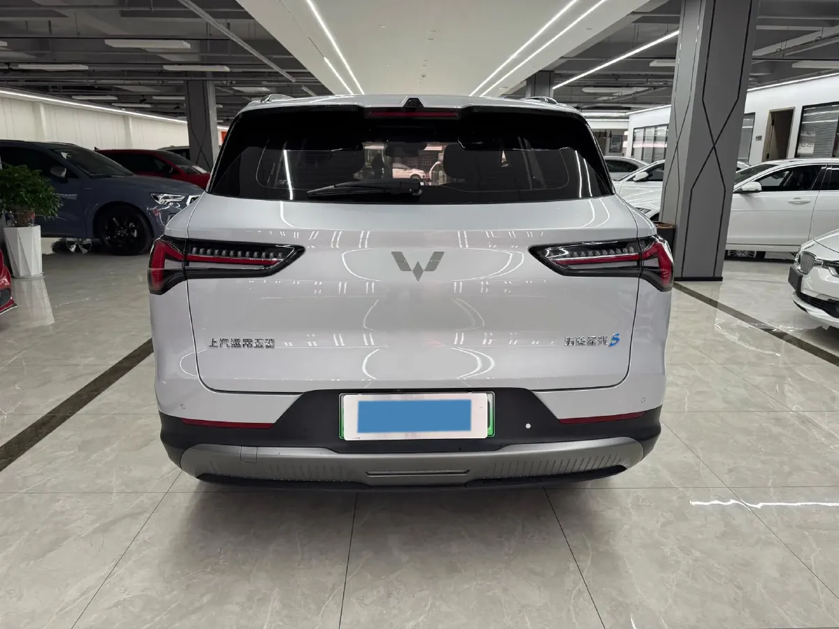 2024 WuLing XingGuangS BEV 60KWH,autocango,china used car exporter,china ev exporter,chinese used car exporter,chinese used ev exporter