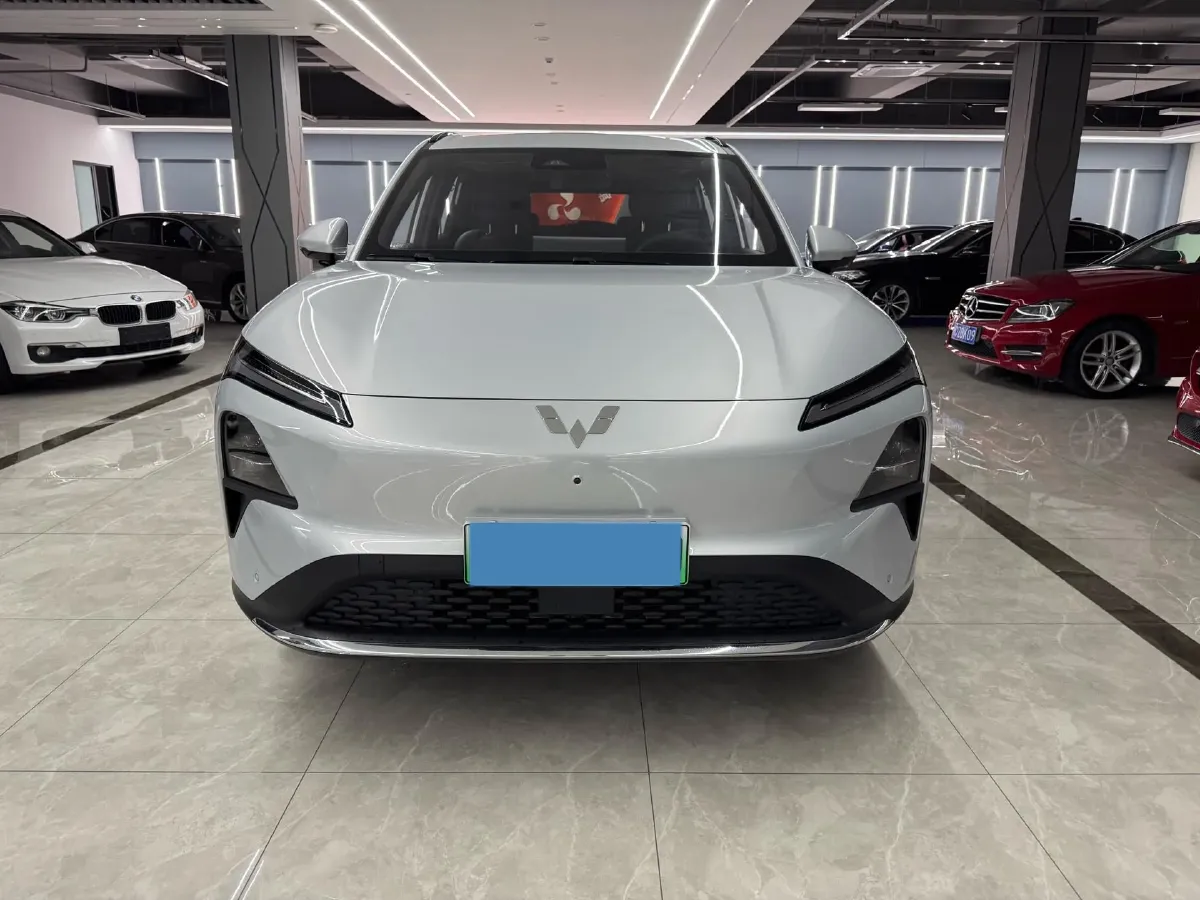 2024 WuLing XingGuangS BEV 60KWH,autocango,china used car exporter,china ev exporter,chinese used car exporter,chinese used ev exporter