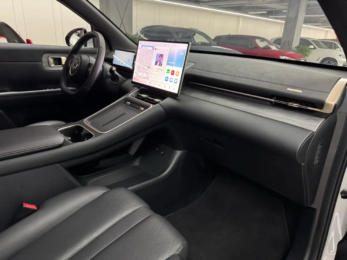 2024 WuLing XingGuangS BEV 60KWH,autocango,china used car exporter,china ev exporter,chinese used car exporter,chinese used ev exporter