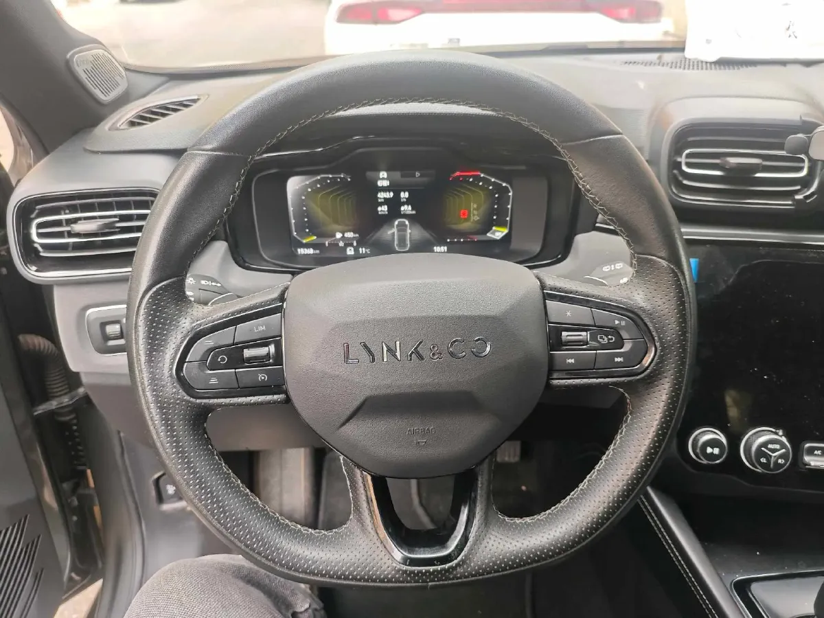 2022 LYNK&CO 02 Hatchback 2.0T 190HP L4 7DCT,autocango,china used car exporter,china ev exporter,chinese used car exporter,chinese used ev exporter