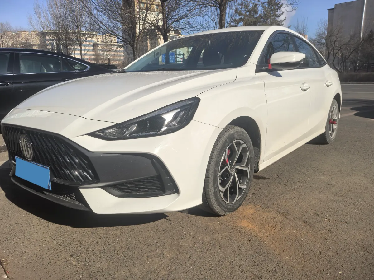 2023 MG 5 1.5L 129HP L4 5MT,autocango,china used car exporter,china ev exporter,chinese used car exporter,chinese used ev exporter