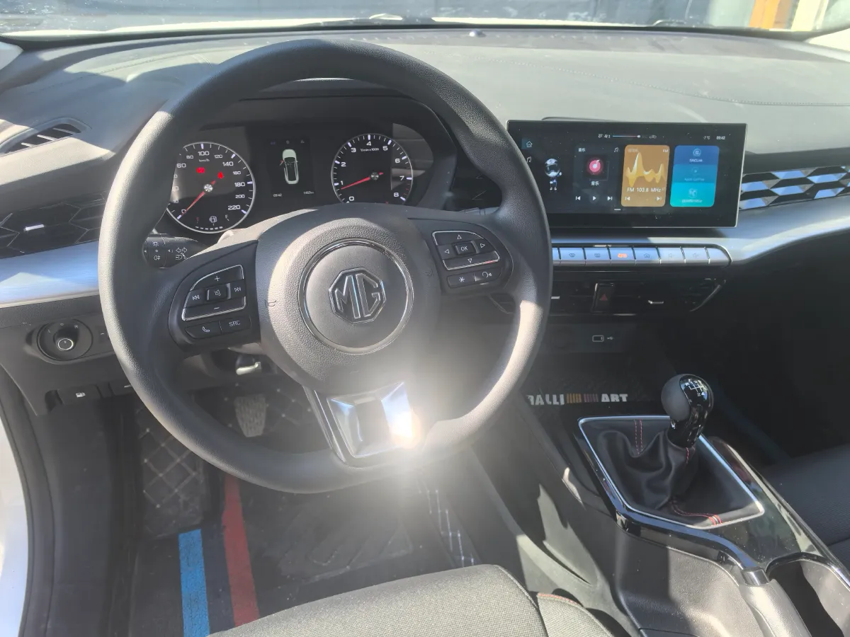 2023 MG 5 1.5L 129HP L4 5MT,autocango,china used car exporter,china ev exporter,chinese used car exporter,chinese used ev exporter