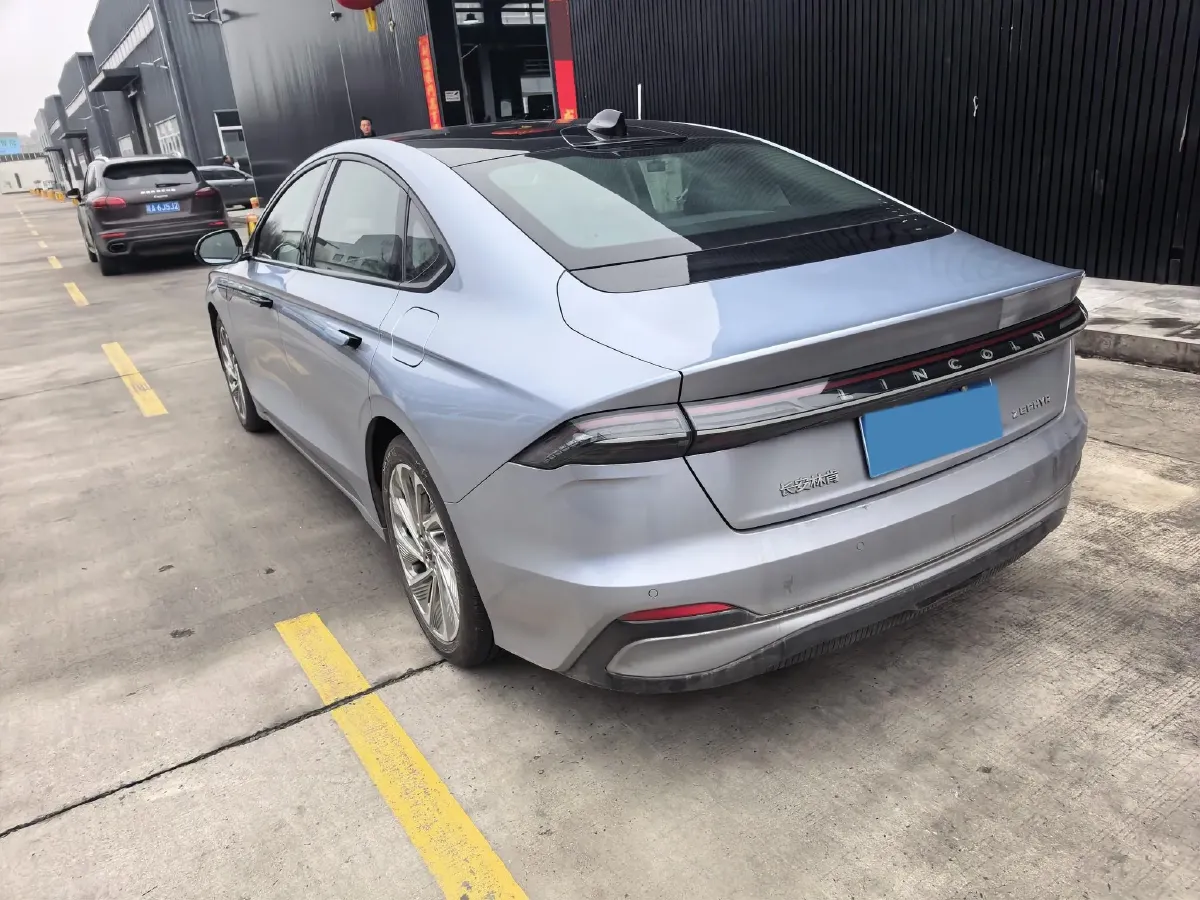 2025 Lincoln Z 2.0T 294HP L4 E-CVT Hybrid,autocango,china used car exporter,china ev exporter,chinese used car exporter,chinese used ev exporter