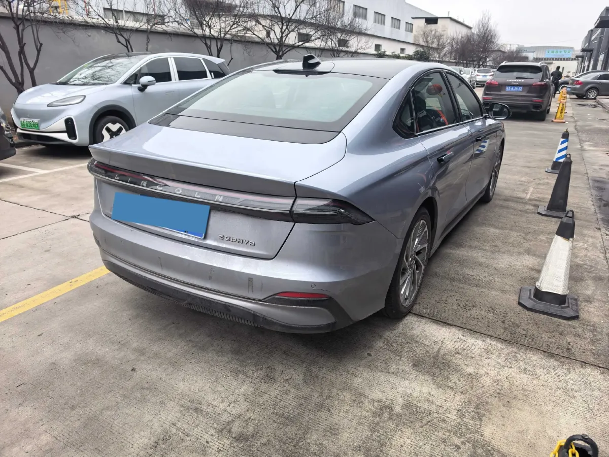 2025 Lincoln Z 2.0T 294HP L4 E-CVT Hybrid,autocango,china used car exporter,china ev exporter,chinese used car exporter,chinese used ev exporter